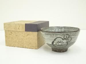 鉄絵梅文刷毛目茶碗